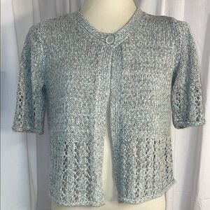 Dressbarn Grannycore Crochet Bolero/Crop sweater .  Top Button.  Size Medium